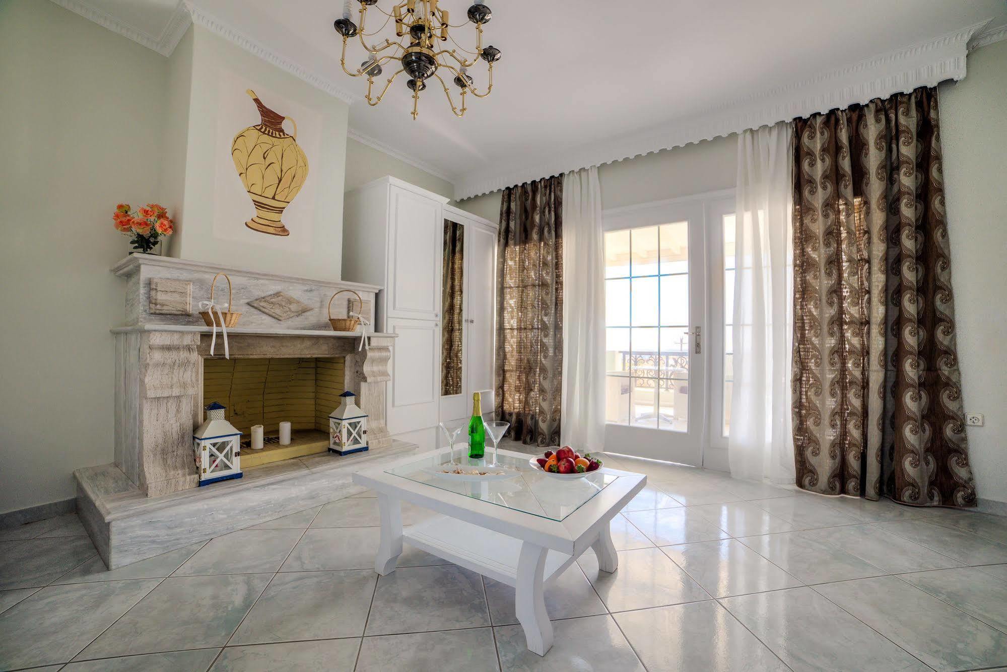 Pantheon Hotel Agios Georgios  Eksteriør bilde