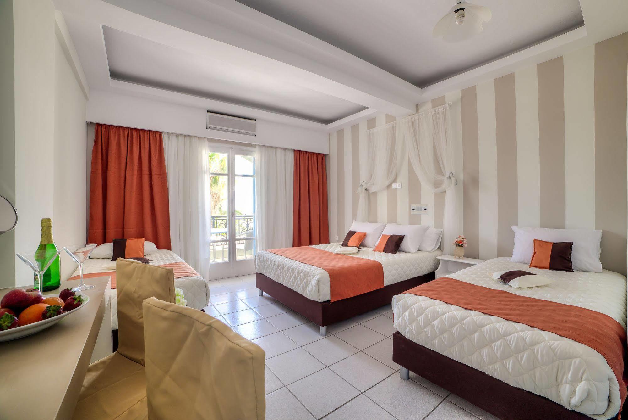 Pantheon Hotel Agios Georgios  Eksteriør bilde