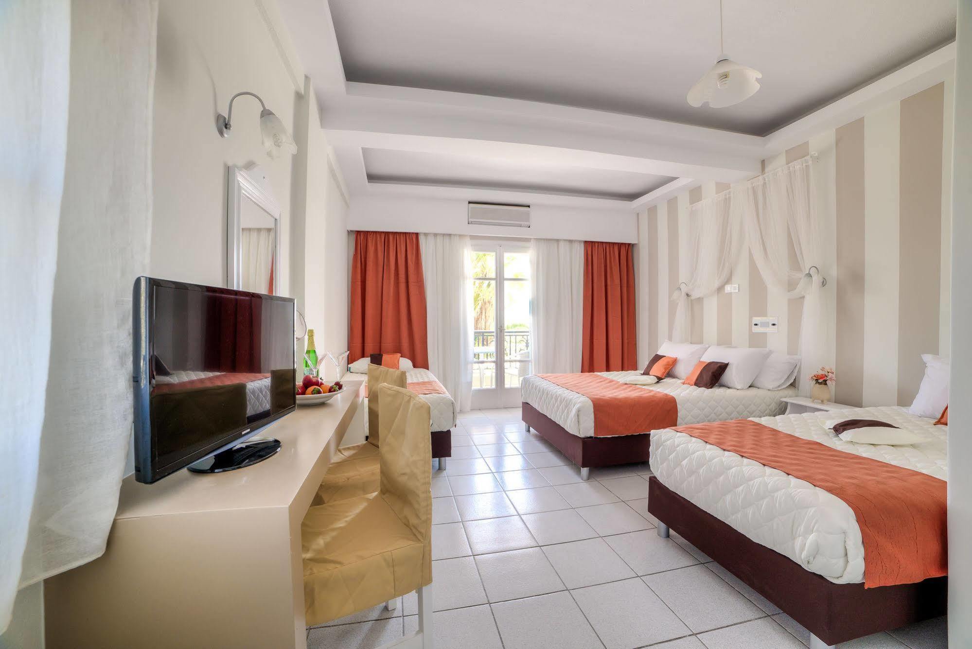 Pantheon Hotel Agios Georgios  Eksteriør bilde