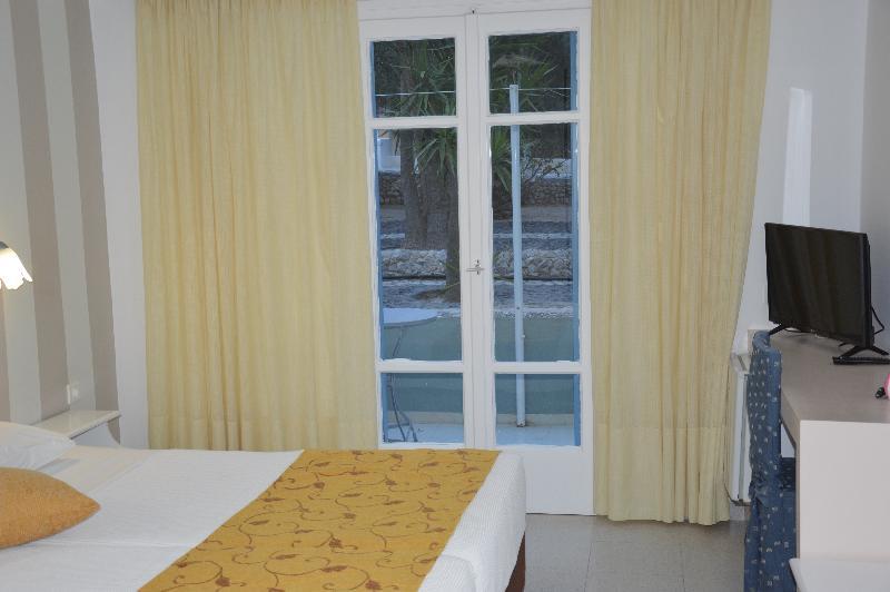 Pantheon Hotel Agios Georgios  Eksteriør bilde